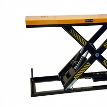 Lifting table 1200x2000 mm 4000 kg